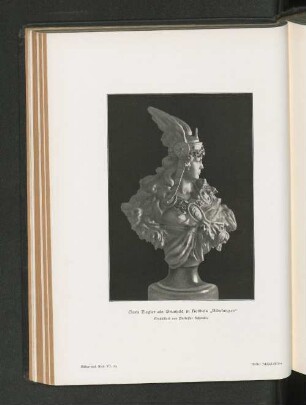 Clara Ziegler als Brunhild in Fiebbels "Nibelungen"