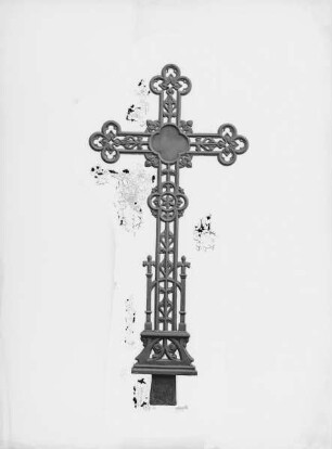 Schmiedeeisernes Grabkreuz