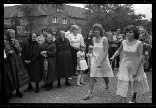 Modenschau, Dorffest in Spohla