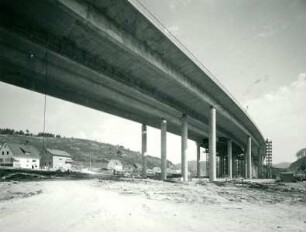 Talbrücke Sechshelden, 1966-1968