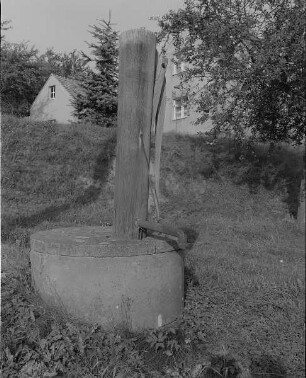 Eschdorf, Kr. Dresden, Handschwengelpumpe