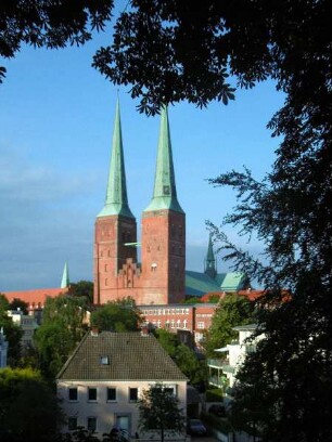 Lübeck: Blick auf die Altstadt mit Dom