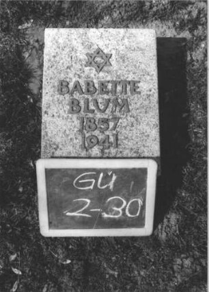 Grabstein GU/2/30