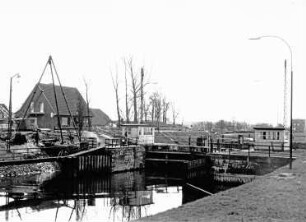 Umbau des Oberhaupts der alten Schleuse Herbrum/Dortmund-Ems-Kanal