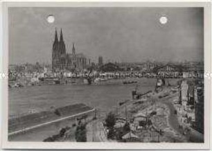 Köln, Hohe Domkirche St. Petrus und Rhein