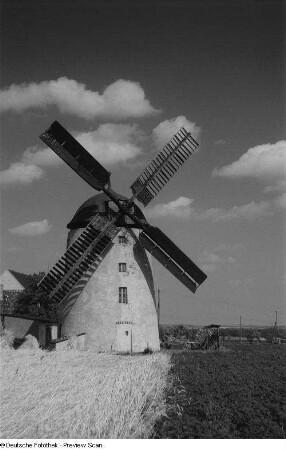 Blick auf eine Windmühle
