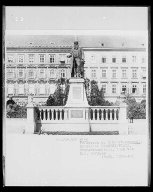 Friedrich von Schmidt-Denkmal
