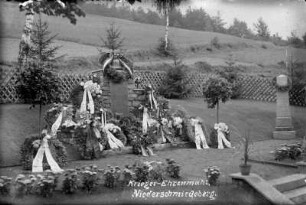 Kriegerehrenmal auf dem Friedhof