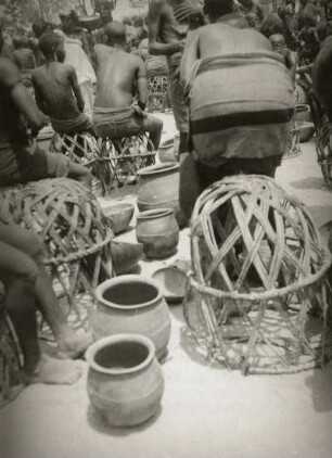 Marua, Nord-Kamerun. Töpfermarkt