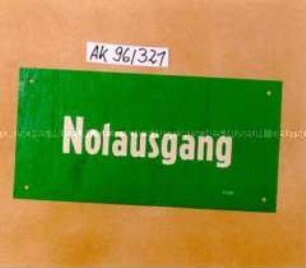 Schild: "Notausgang"