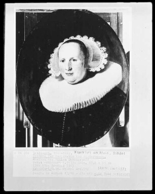 Bildnisse der Eheleute Willem Burchgraeff und Margaretha van Bilderbeecq — Bildnis der Margaretha van Bilderbeecq