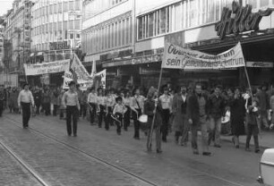 Bürgerverein Oberreut. Demonstration in der Karlsruher Innenstadt für den Bau eines Gemeinschaftszentrums in Oberreut