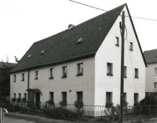 Pulsnitz, Bachstraße 24. Wohnhaus (1851/1900)
