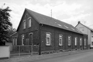Hanau, Ingelheimstraße 11