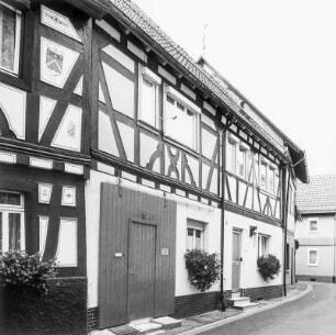 Fachwerkwohnhaus; Seligenstadt, Große Fischergasse 12