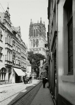 Münster, Frauenstraße : Münster. Frauenstraße. Blick nach Osten zur Pfarrkirche Liebfrauen-Überwasser