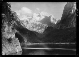 Österreich. Dachsteingruppe und vorderer Gosau-See