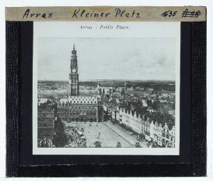 Arras, Place des Héros (ehem. Petite Place),Arras, Rathaus