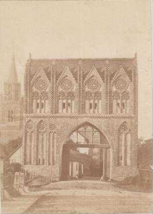Stadtansicht, Stargarder Tor. Neubrandenburg