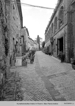 Via di Mezzo / Via del Duomo, Sovana di Sorano