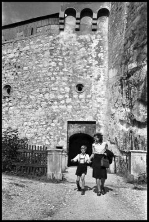 Salzburg: Lilo und Nicki kommen von der Burg