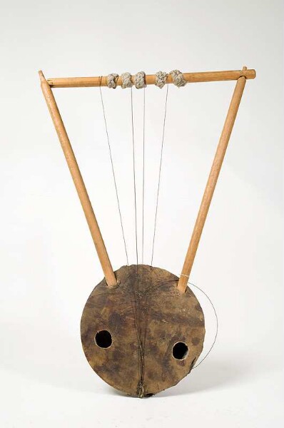 Shell lyre