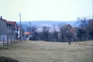 Wiese, Gärten und Häuser