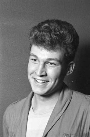 Informationsschau der Friseurinnung Karlsruhe zur Herbstfrisurenmode 1982/83 im Restaurant "Kühler Krug"