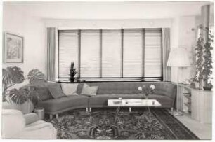 Wohnhaus Dr. R., Heidelberg: Sofaecke im Wohnzimmer