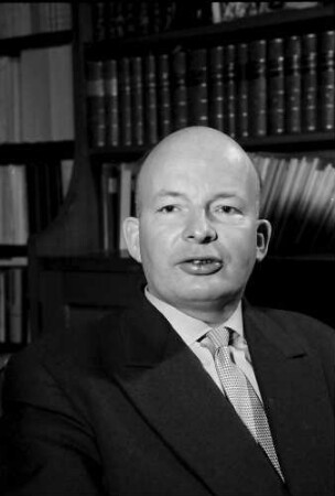 Freiburg: Wohnung Thieme, Rektor der Universität 1960-1961, Prof. Dr. Hans Thieme, Porträt
