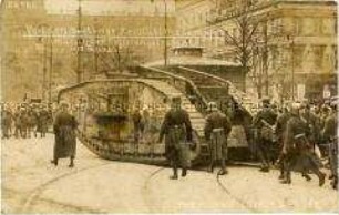 Panzer der Regierungstruppen während der Märzkämpfe 1919