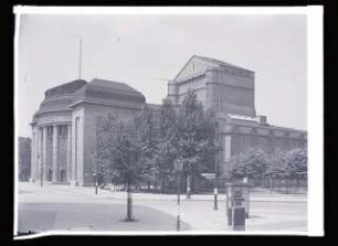 Volksbühne, Berlin-Mitte: Ansicht von Osten (Negativ zu Inv. Nr. TBS 045,15)