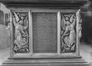 Grabmal der Maria von Burgund (+ 1482) — Obere Stirnseite