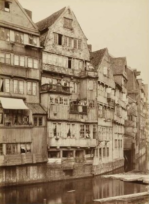 "Häuser am Mührenfleth" aus der Mappe "Hamburg 1884. Ansichten aus dem niederzulegenden Stadttheil"