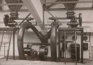 Kessel 24, W.II, Zusatzfeuerung - Zubringerschnecken und Ventilator
