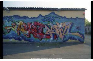 vs. HAtE KAtER DAt | HAtEonE dat... "KATeR"