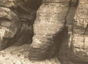 Helgoland. Felsenhöhlen an der Westküste