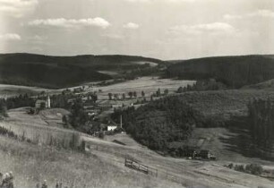 Thüringer Wald. Blick auf Scheibe-Alsbach bei Neuhaus am Rennsteig