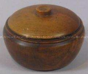 Holzdose mit Deckel