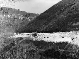 Stützmauer im Bereich des Parkplatzes Schöntalblick