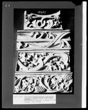 Gipsabgüsse von Ornamentstreifen, Holz?, Ende des 15. Jahrhunderts