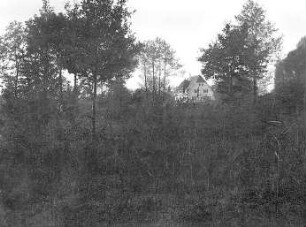 Fischer, Theodor; Friedrichshafen - Fischbach; Haus Gminder - Außenansicht in umgebender Landschaft