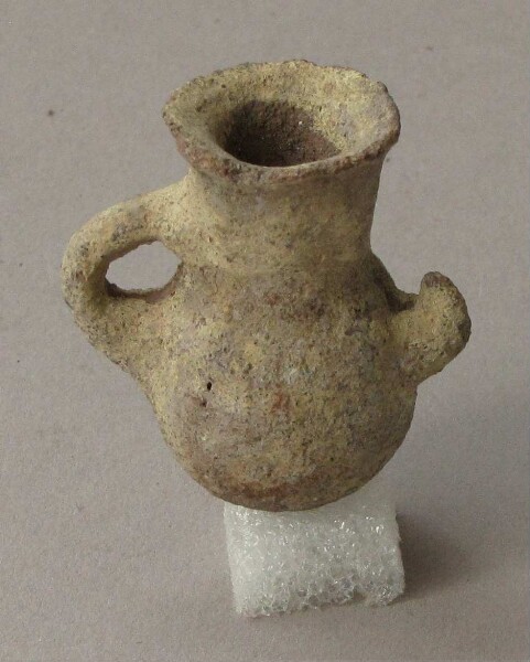 Clay vessel