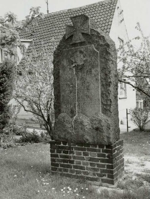 Denkmal für die Gefallenen des 1. Weltkrieges : Denkmal für die Gefallenen des 1. Weltkrieges. Backstein (nach 1918). Jesewitz-Gotha