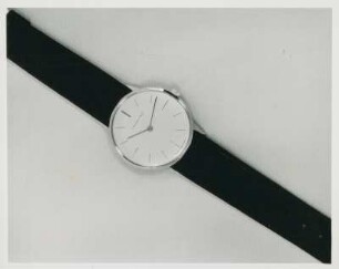 Herrenarmbanduhr "50/5201" von Junghans
