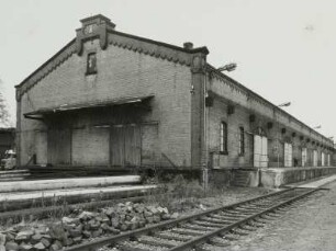 Dresden-Friedrichstadt, Magdeburger Straße 58. Elbhafen (angelegt 1891-1896). Halle Nordkai (um 1895)