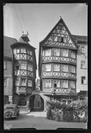 Marktplatz 12, Cafe Hahn