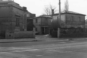Dresden-Neustadt, Antonstraße 1. Villa Augustin. Haupt- und Nebengebäude. Straßenansicht mit Einfriedung