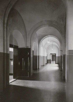 Sächsische Staatskanzlei, ehemaliges Ministerialgebäude