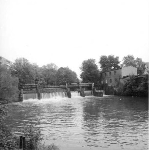 Stadtmühlenwehr : Spremberg. Stadtmühlenwehr. Blick gegen Wehr, Schleuse und Fischpass